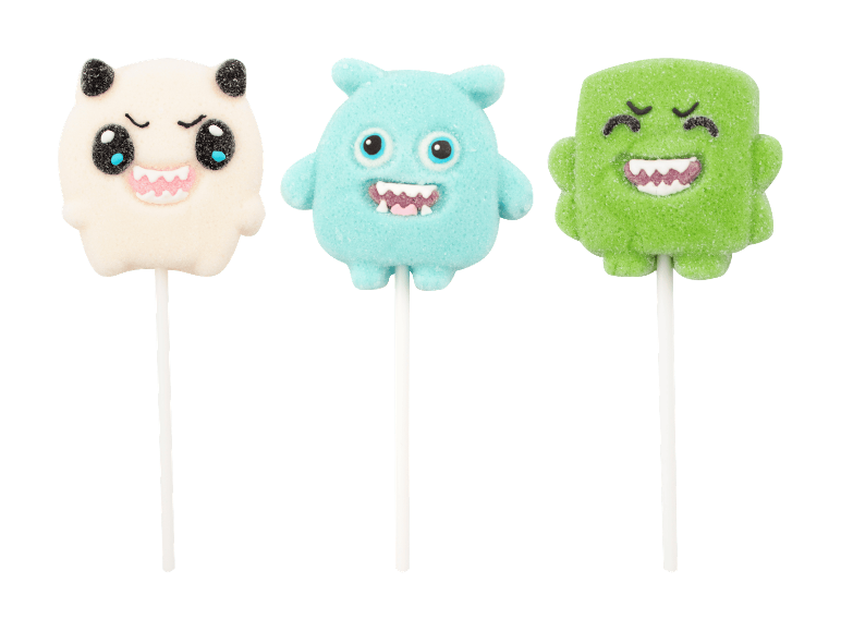 Drei bunte Marshmallow-Lutscher in Form von kleinen Monstern auf schwarzem Hintergrund.
