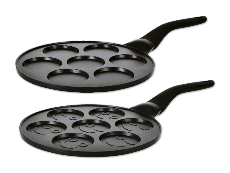 SILVERCREST Pancake-Aluguss-Pfannen, glatt und mit Smiley-Motiven.