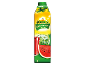 Ein-Liter-Karton mit erfrischendem Wassermelonensaft, einem Glas rotem Saft und einer Wassermelonenscheibe.