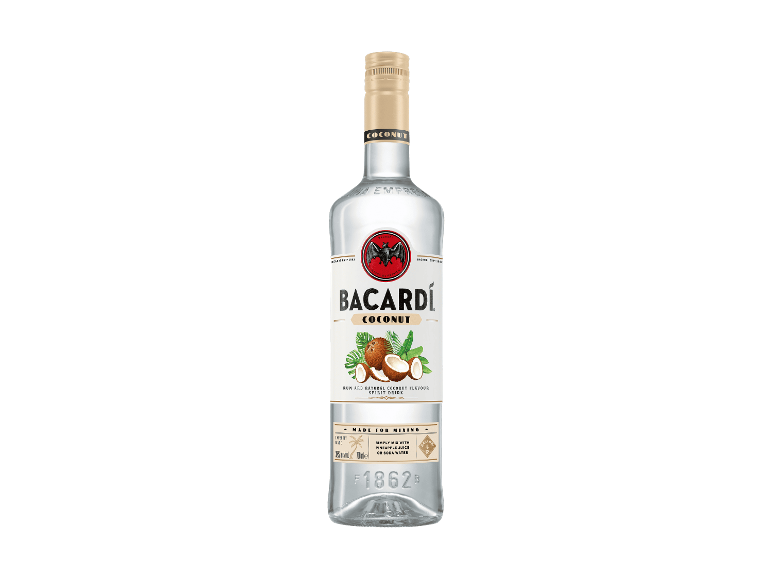 Eine Flasche Kokosnuss-Rum auf schwarzem Hintergrund.