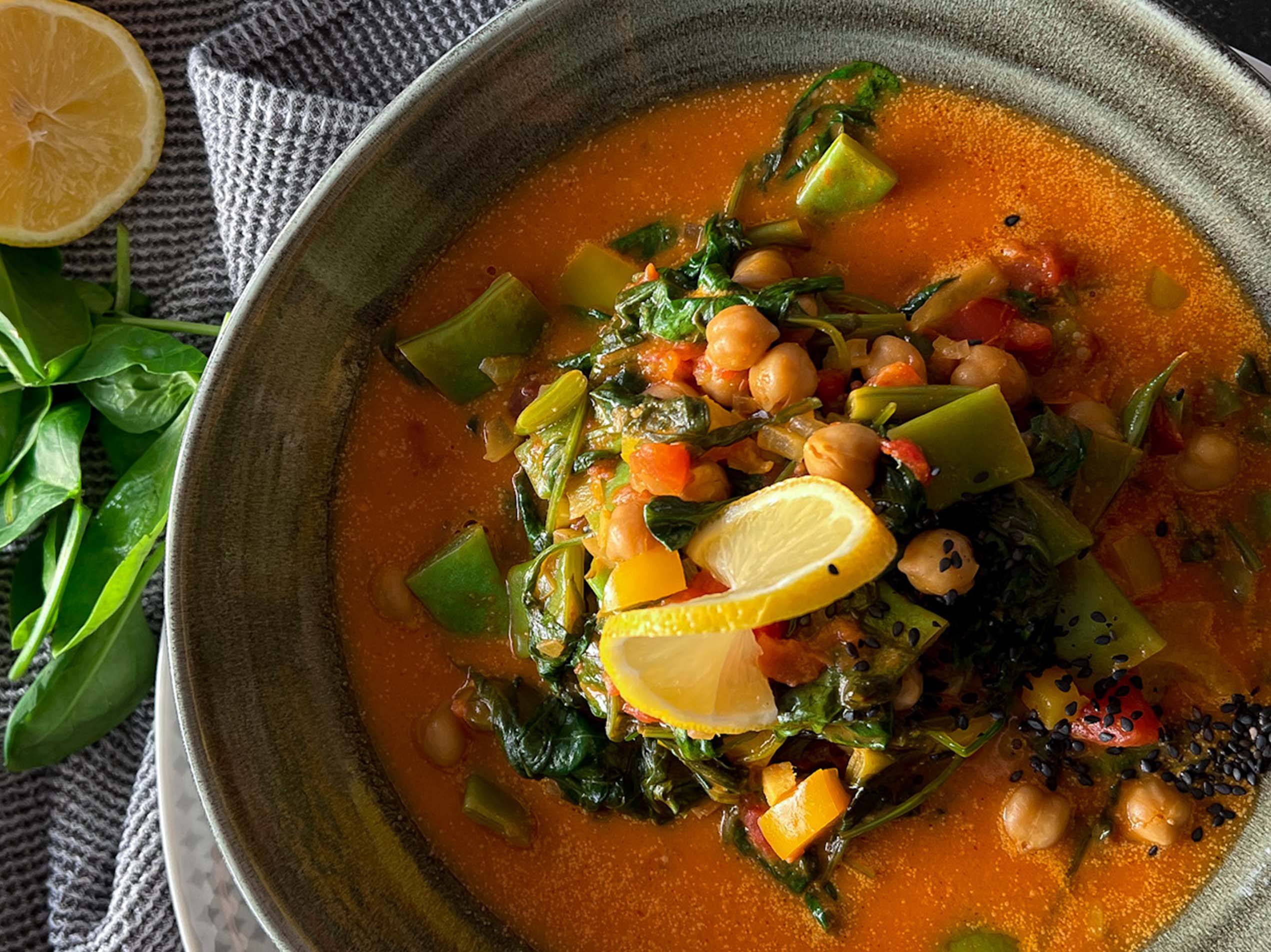 Veganes Detox Curry