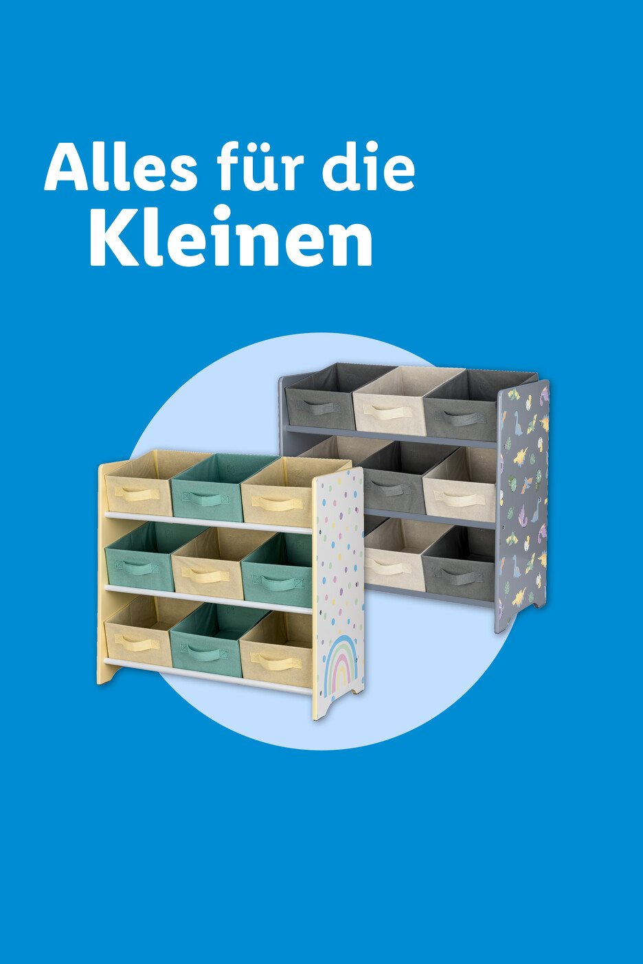 Zwei Kinderregale mit bunten Aufbewahrungsboxen und Spielzeug.