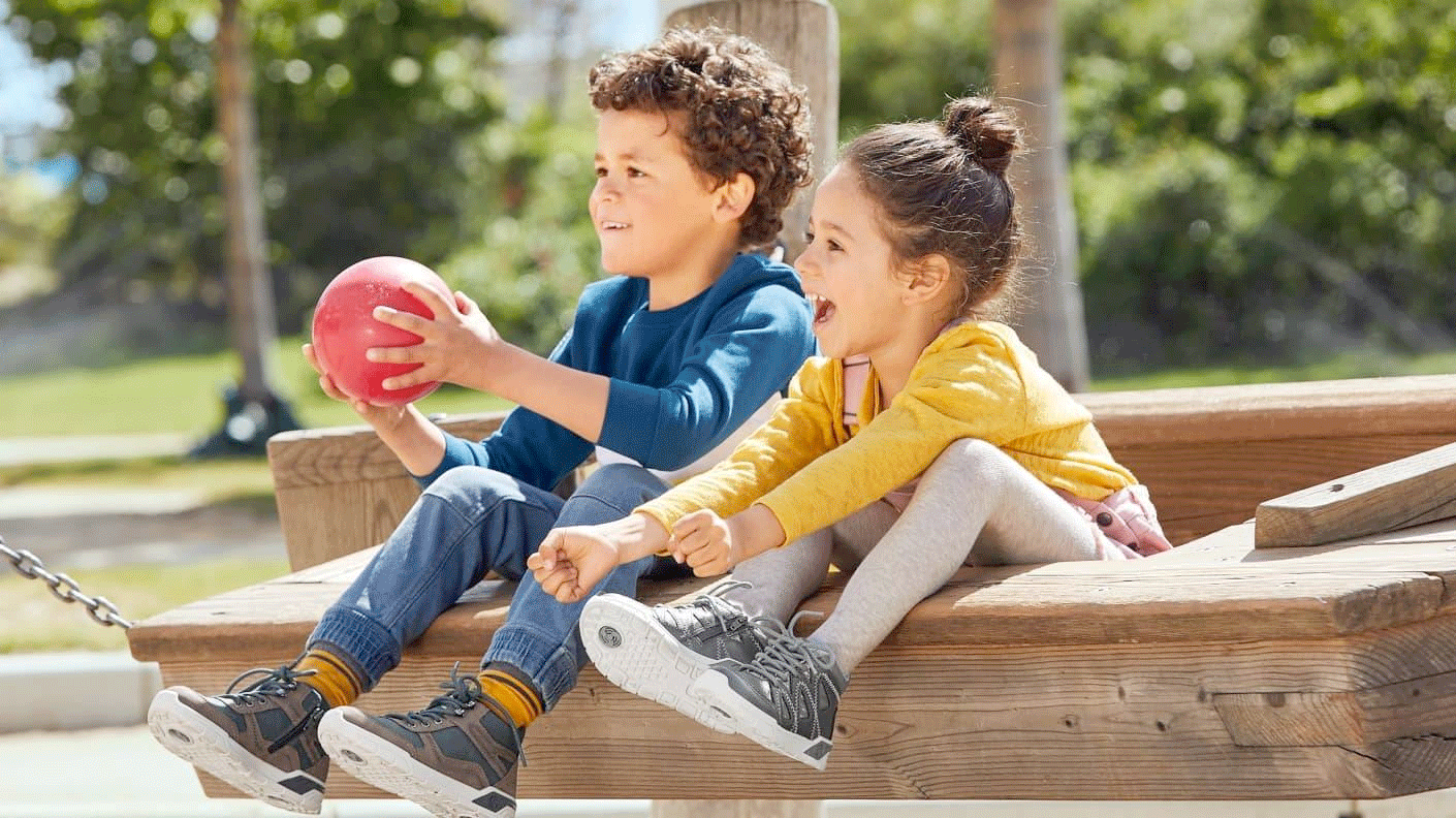 KINDERSCHUHE - Für große Fußstapfen 