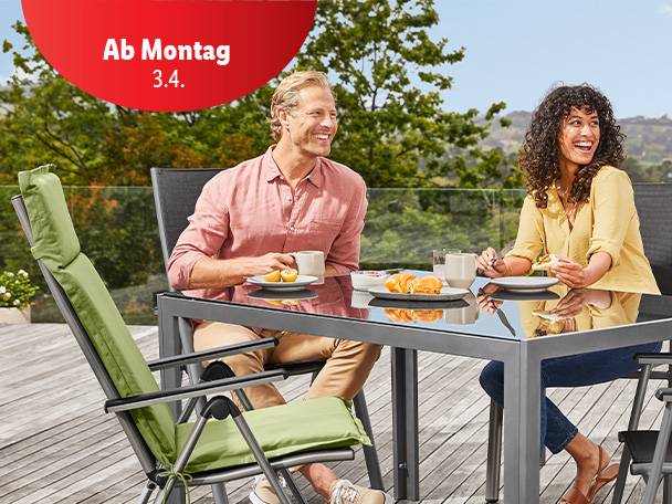 Entspanne in deiner grünen Oase mit Stil