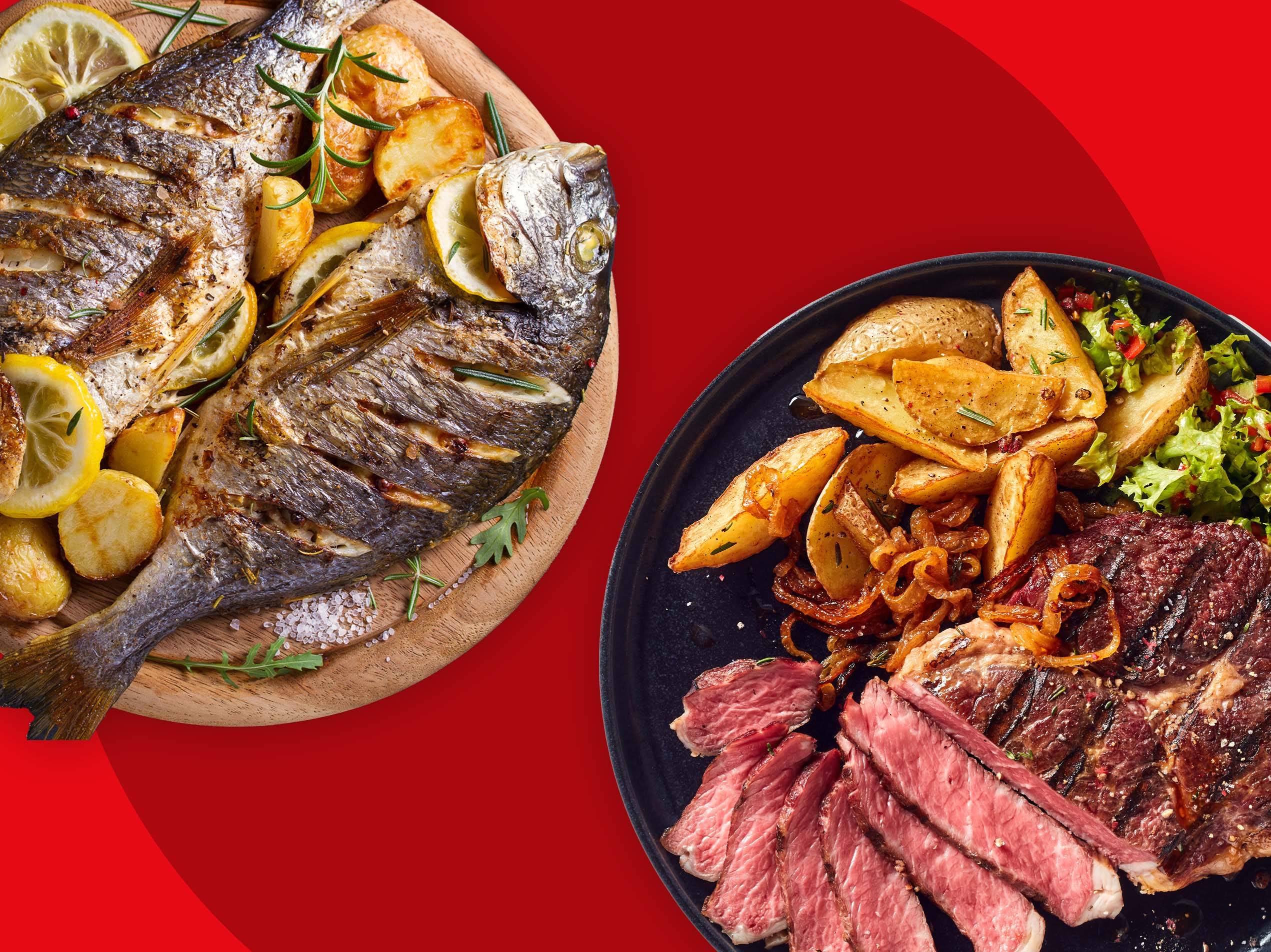 Gebratene Dorade mit Kartoffeln und ein gegrilltes Steak mit Kartoffelspalten.