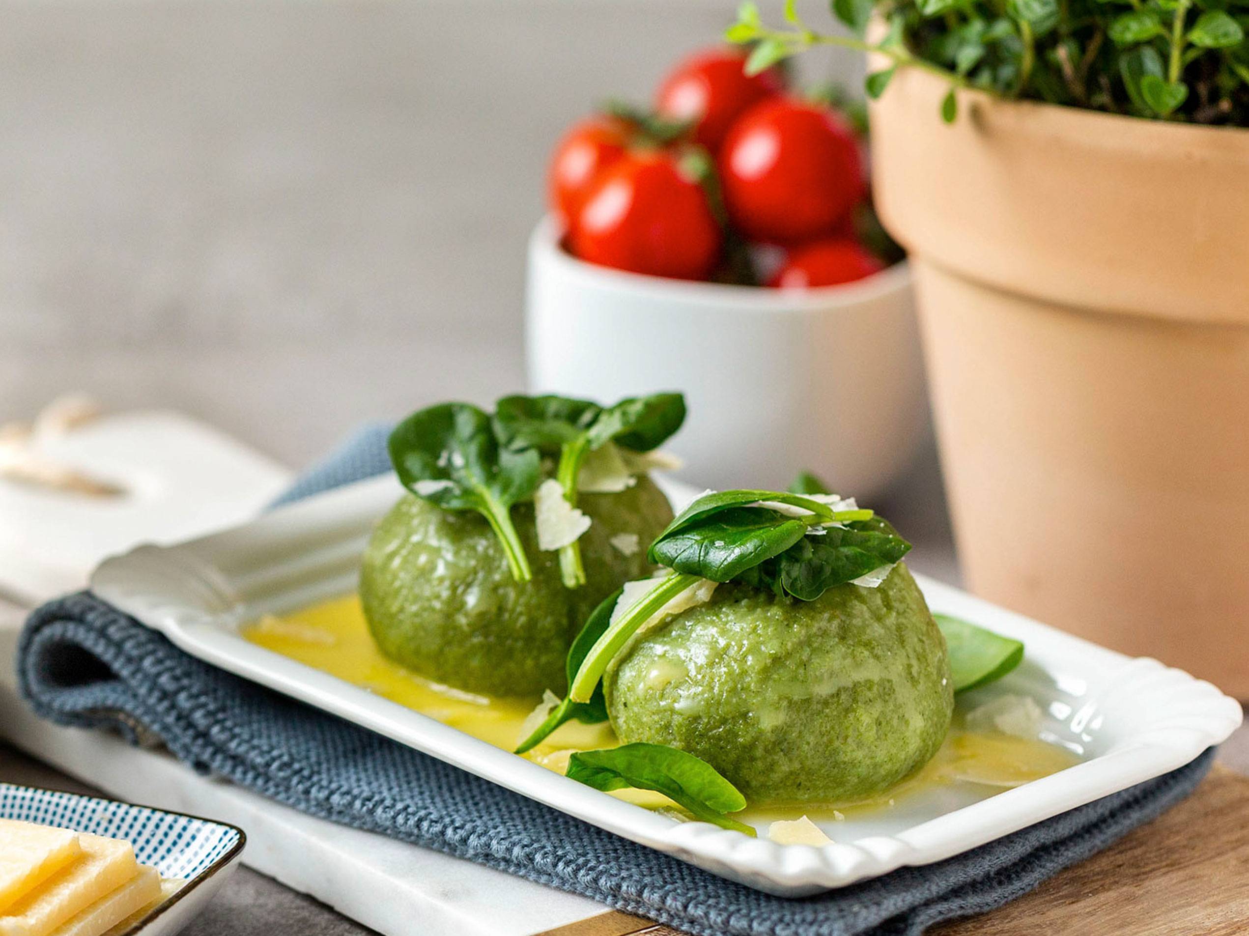 Gefüllte Spinatknödel mit Feta