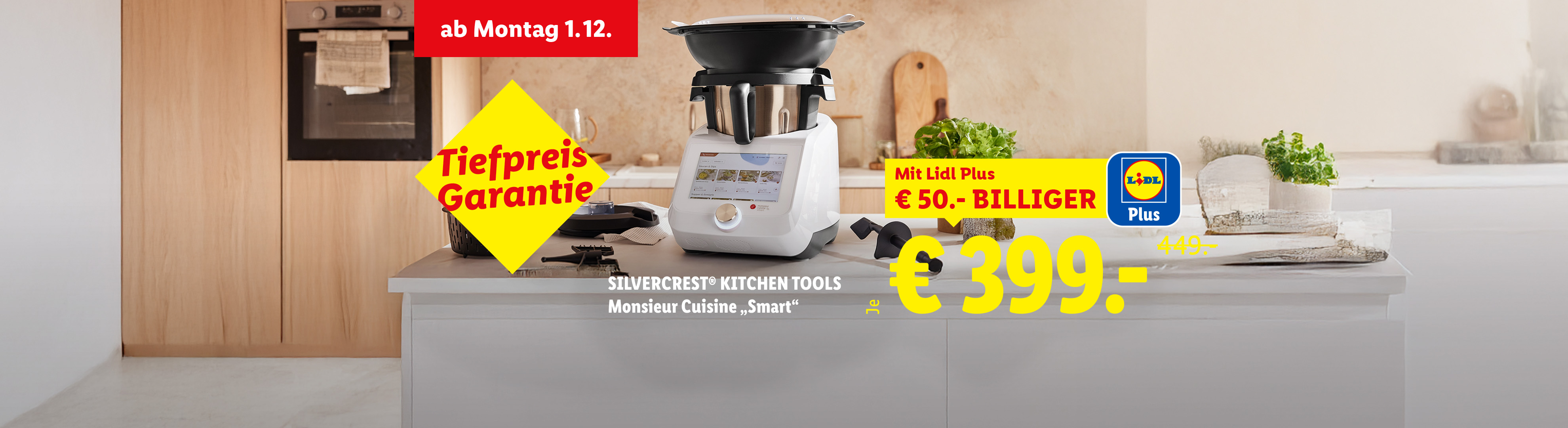 Küchenmaschine Monsieur Cuisine „Smart“ von Silvercrest mit Tiefpreisgarantie und Lidl Plus Rabatt in einer Küche.