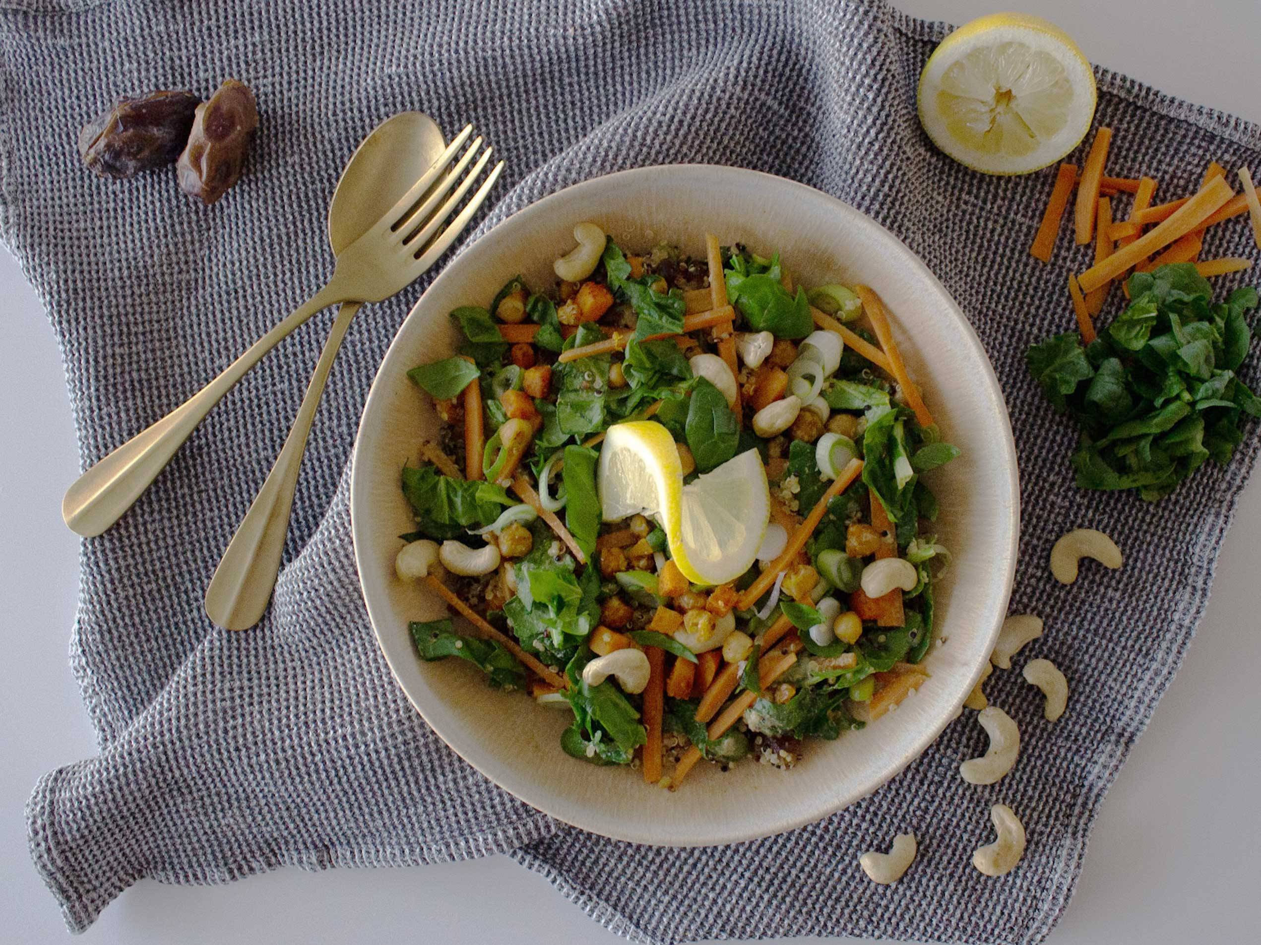 Orientalischer Quinoa Salat