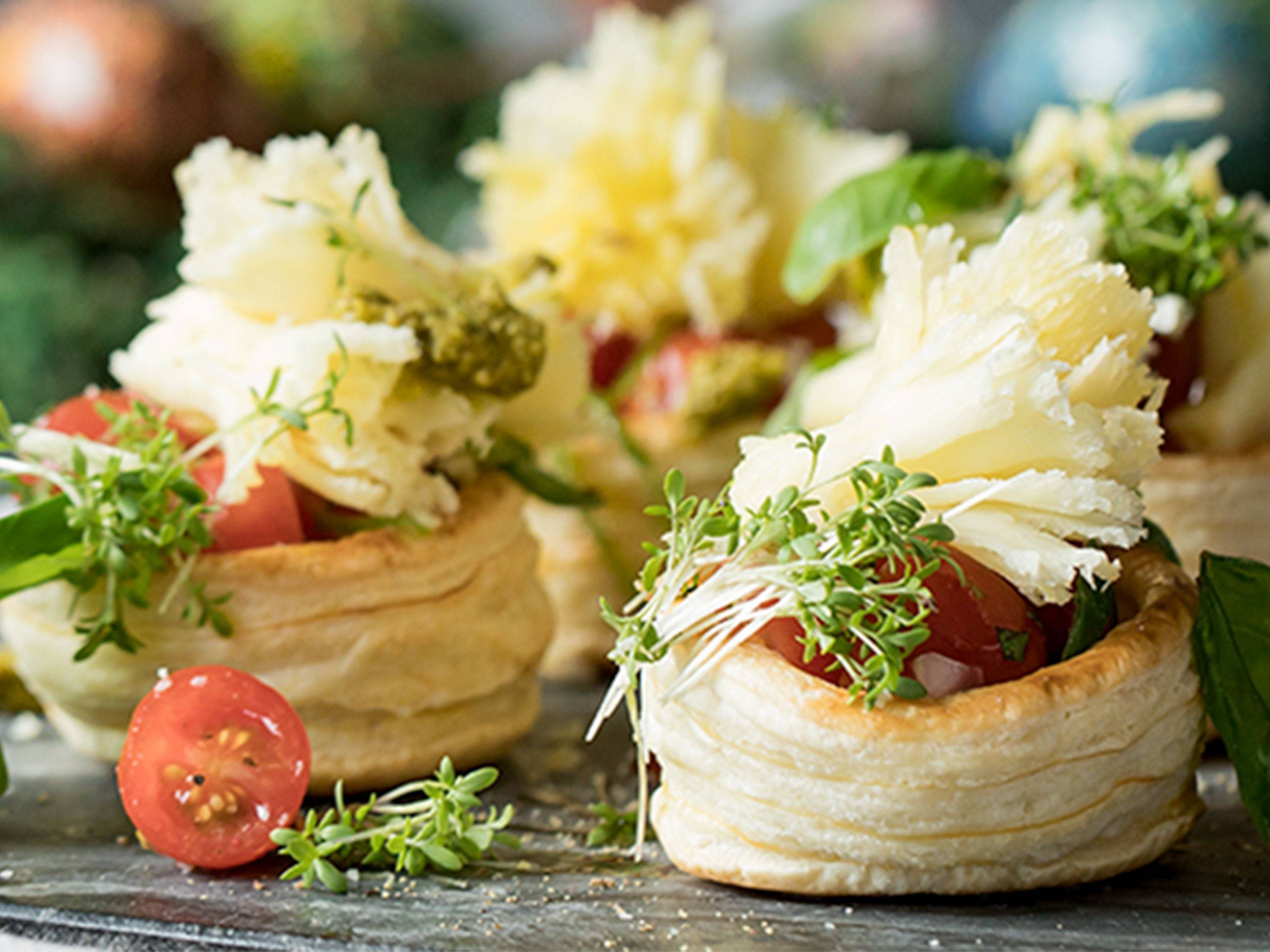 Tomatenpastetchen mit Tête de Moine