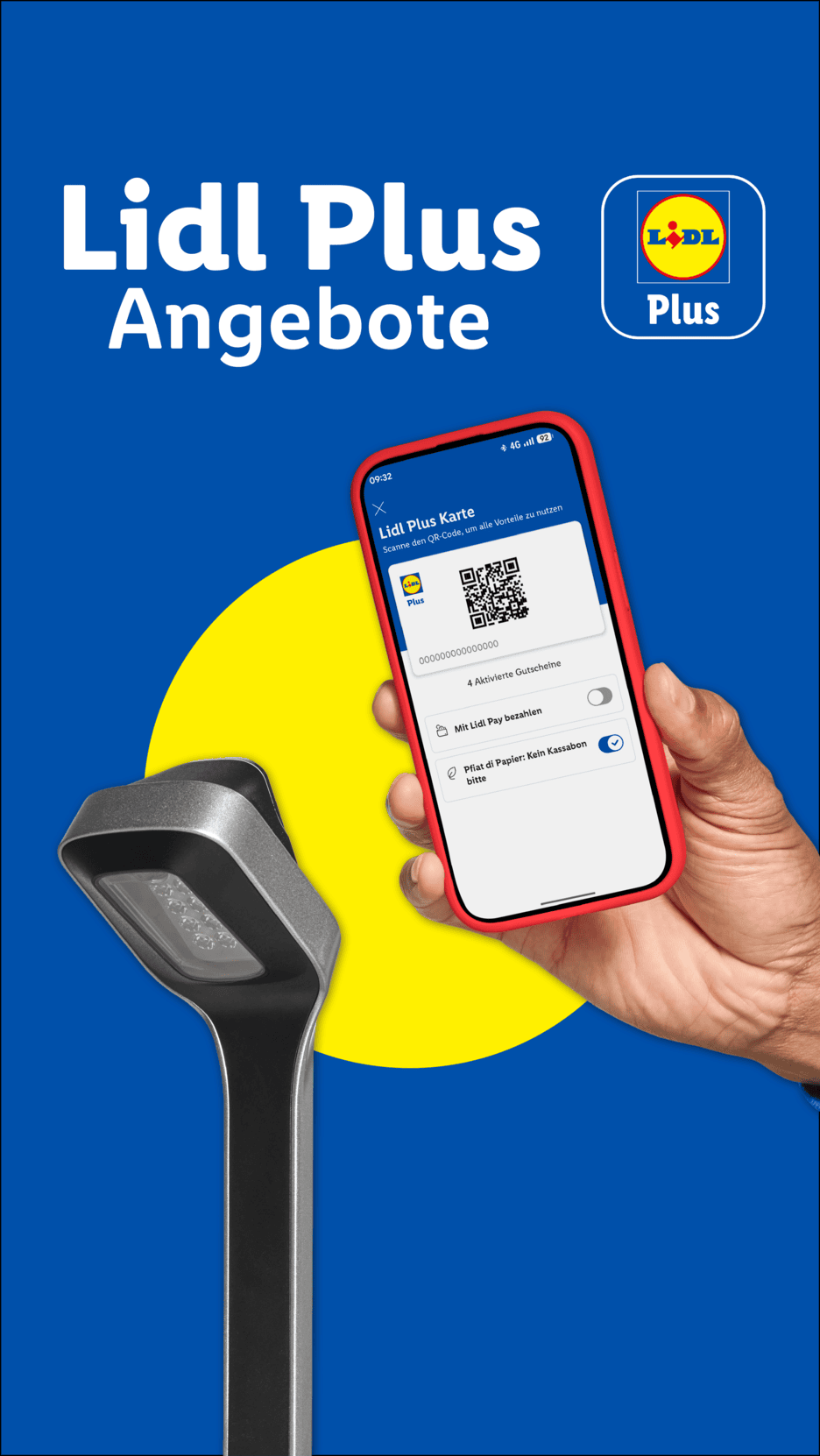 Lidl Plus Angebote: Eine Hand hält ein Smartphone mit der Lidl Plus Karte, bereit zum Scannen.