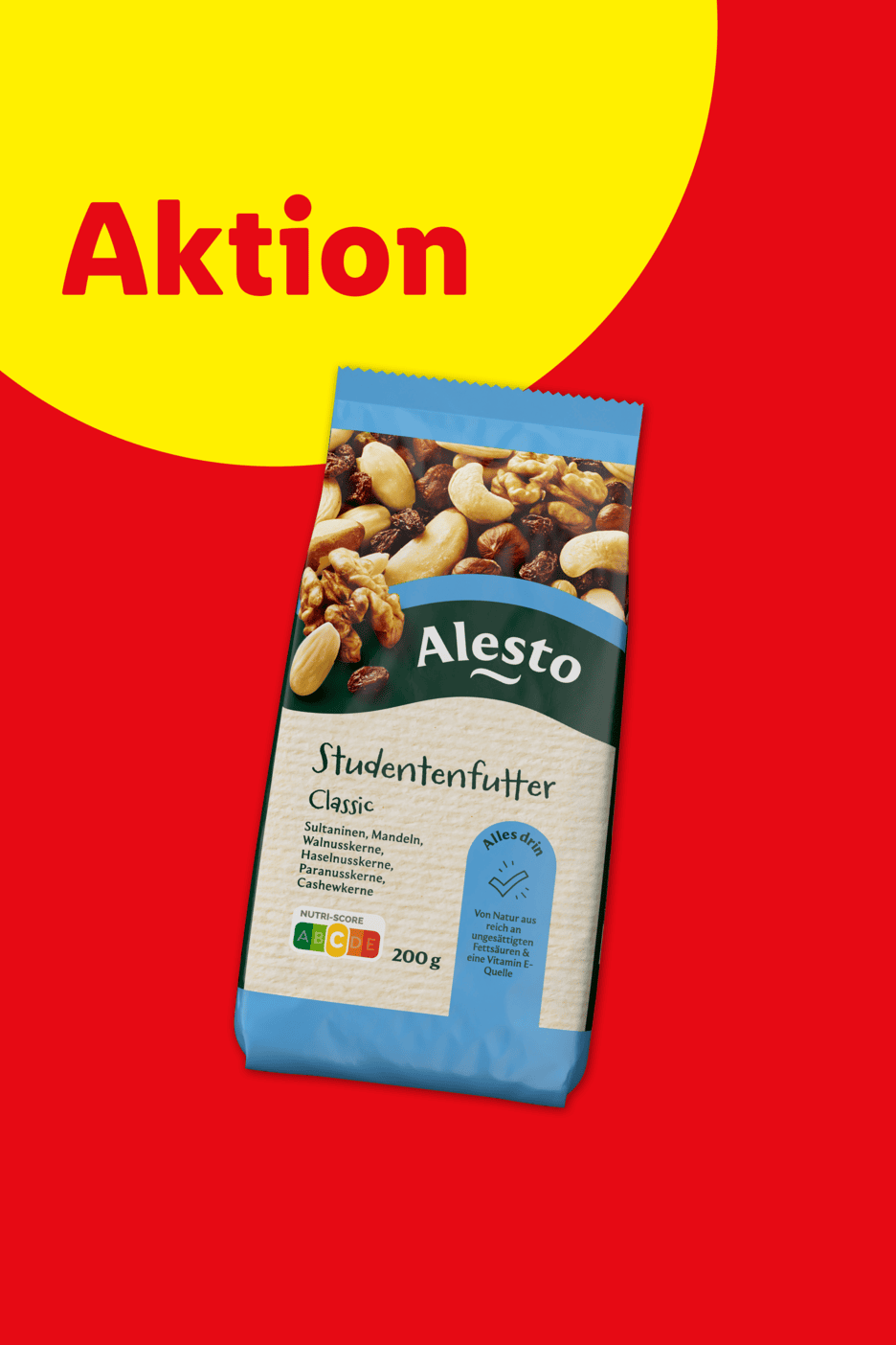 Eine Packung Studentenfutter mit Nüssen und Rosinen, beworben als „Aktion“.